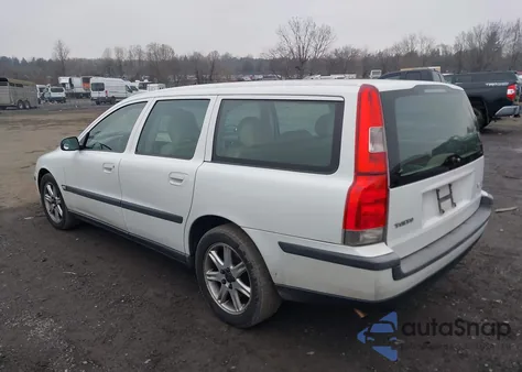 2004 Volvo V70 2.4 z USA, uszkodzony, nr VIN YV1SW61T442409674
